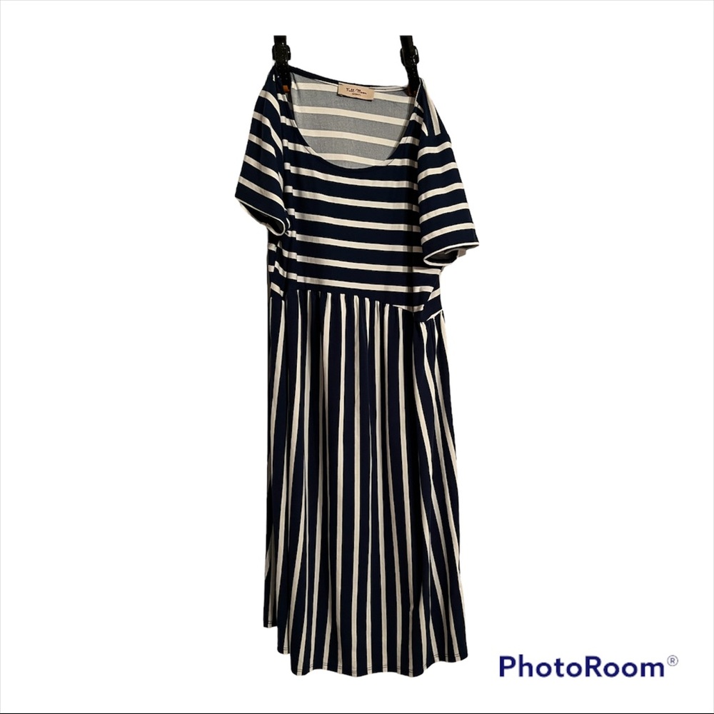 Full Moon Maternity Dress